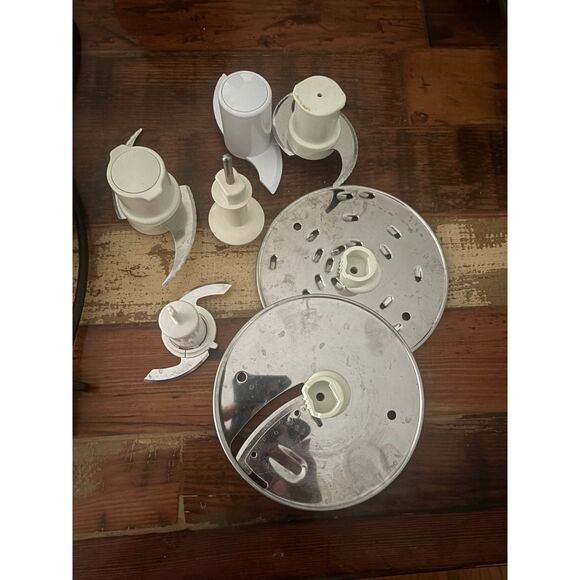 KitchenAid Chrome 9 cup Food Processer!! LIKE NEW - Picture 2 of 4